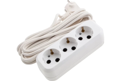 Удлинитель эл.бытовой с заземлением и выключ., 5 м, 10А, 3 розетки, тип УХз10 Сибртех фото 1