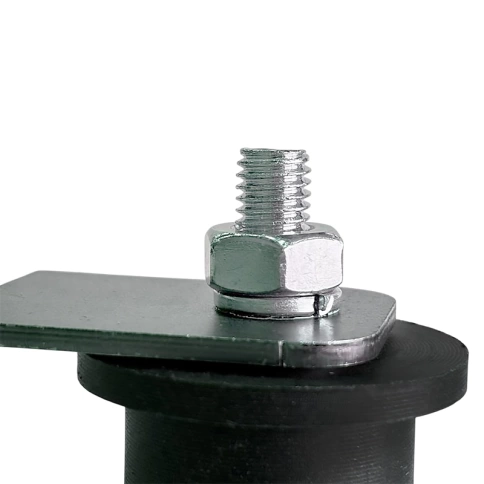 Ролик d50 мм ЧР2527 на пластинах под трубу 20*20, черный капролон фото 2