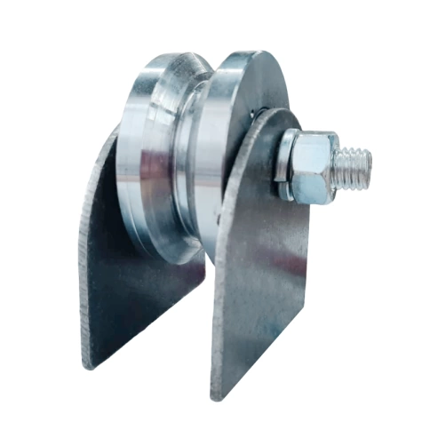 Ролик d65 мм Р3615 на пластинах под угол шириной 30 мм, металл  фото 1