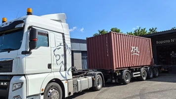 Солнечная погода - здравствуй, контейнер!